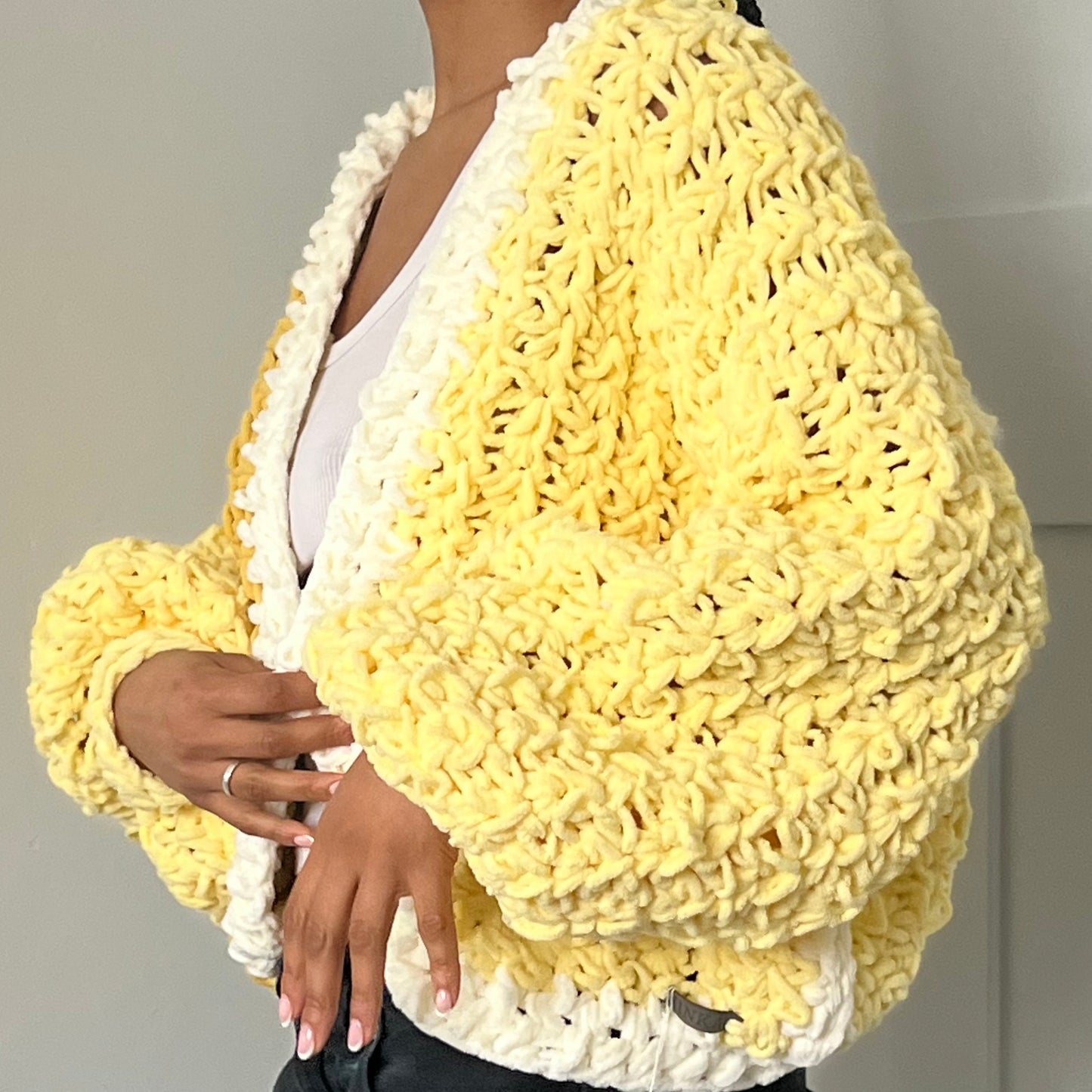 LEMON CROCHET CARDI