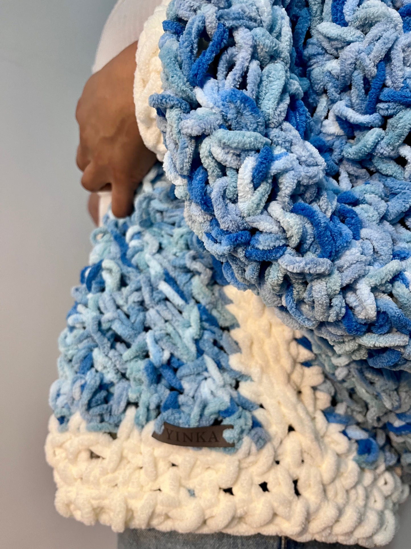 BLUEBERRY CROCHET CARDI