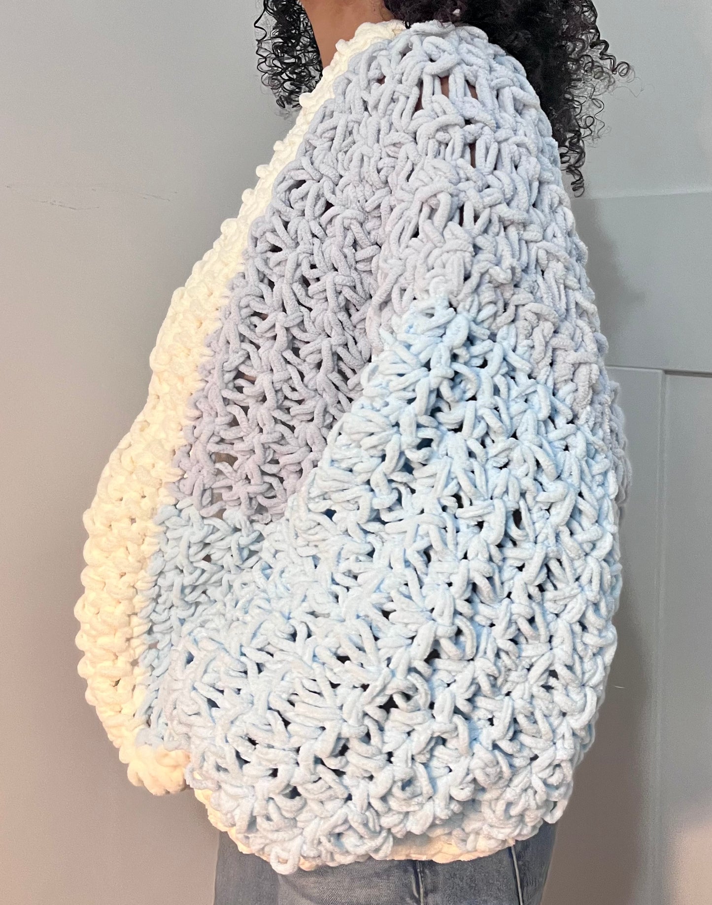 BUBBLEGUM CROCHET CARDI